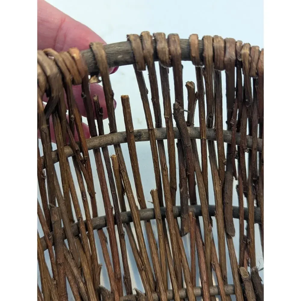 Vtg Handmade Woven Basket W/Handle Primitive Country Cottagecore Grandmacore
